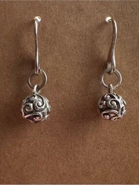 LOIS HILL 925 SS “Filigree” earrings